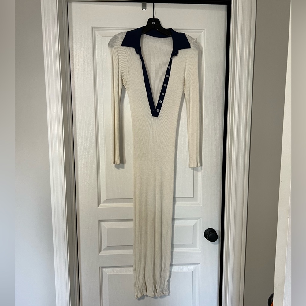 SMYTHE knit LS Long Dress Off white Navy Collar. Body Con. Classy, sexy. SMALL